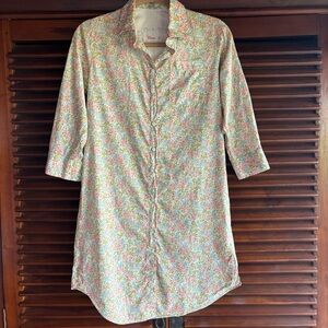 Jacob’s and Jacob’s hand tailored from paris S button down tunic or coverup.